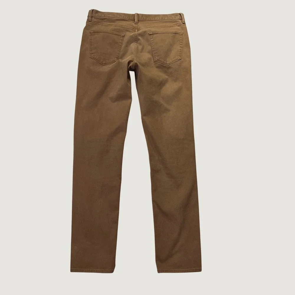 Banana Republic experience first